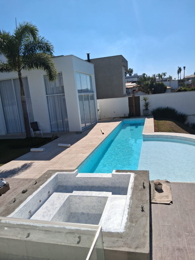 Construção de Piscina com Raia em Manta Armada